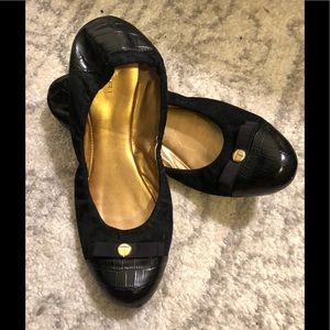 Black Tahari Flats